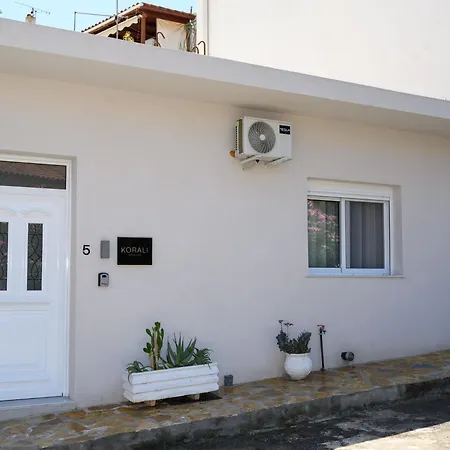 Apartment Korali I - *